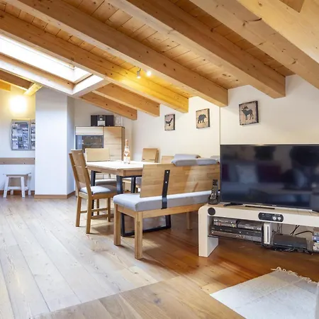 Apartment Luna By Happy *